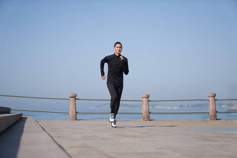 MEN'S WARM LONG-SLEEVED RUNNING T-SHIRT BLACK