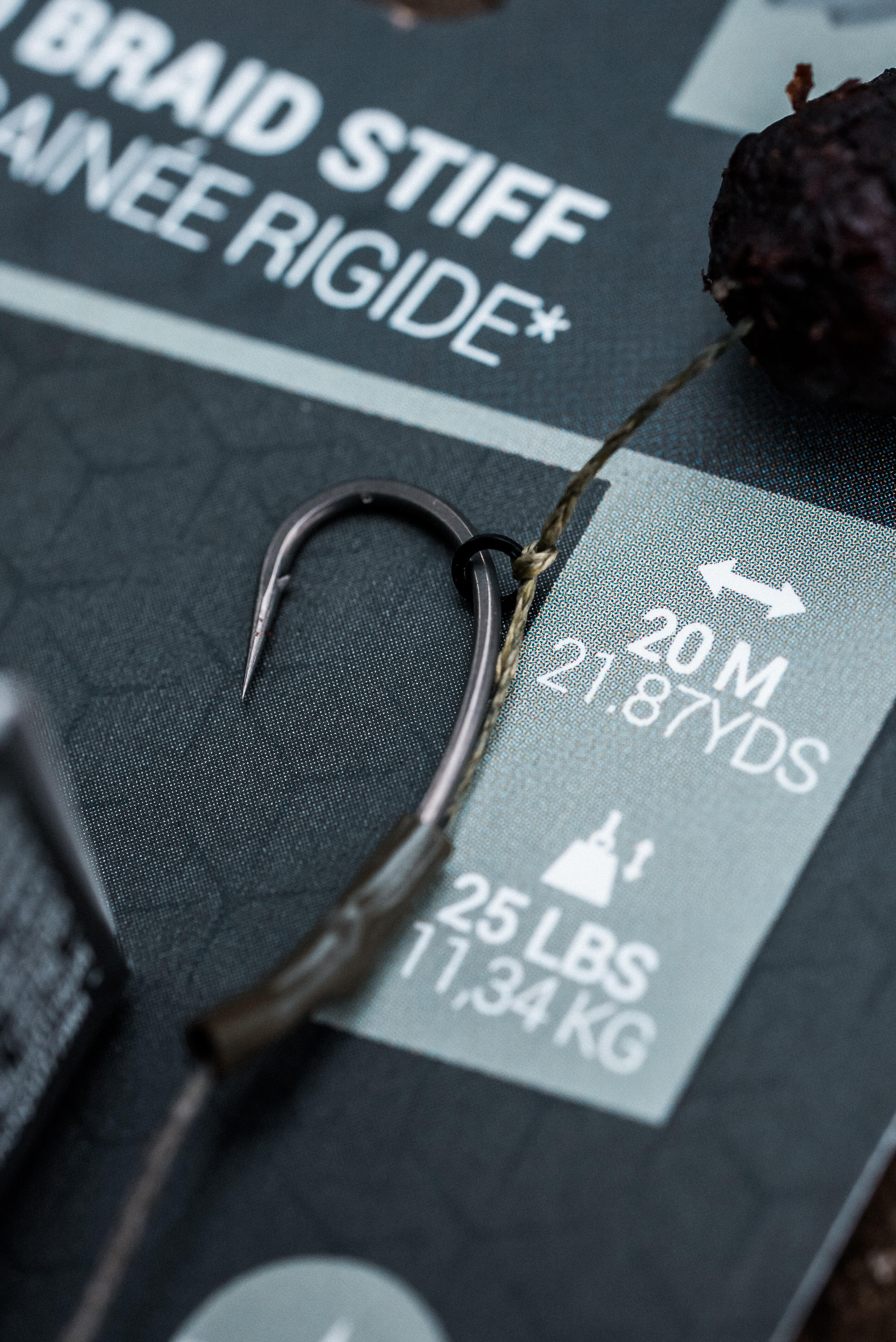 BAS DE LIGNE TRESSE GAINÉE RIGIDE VERT/GRIS 20M PÊCHE DE LA CARPE 4/7