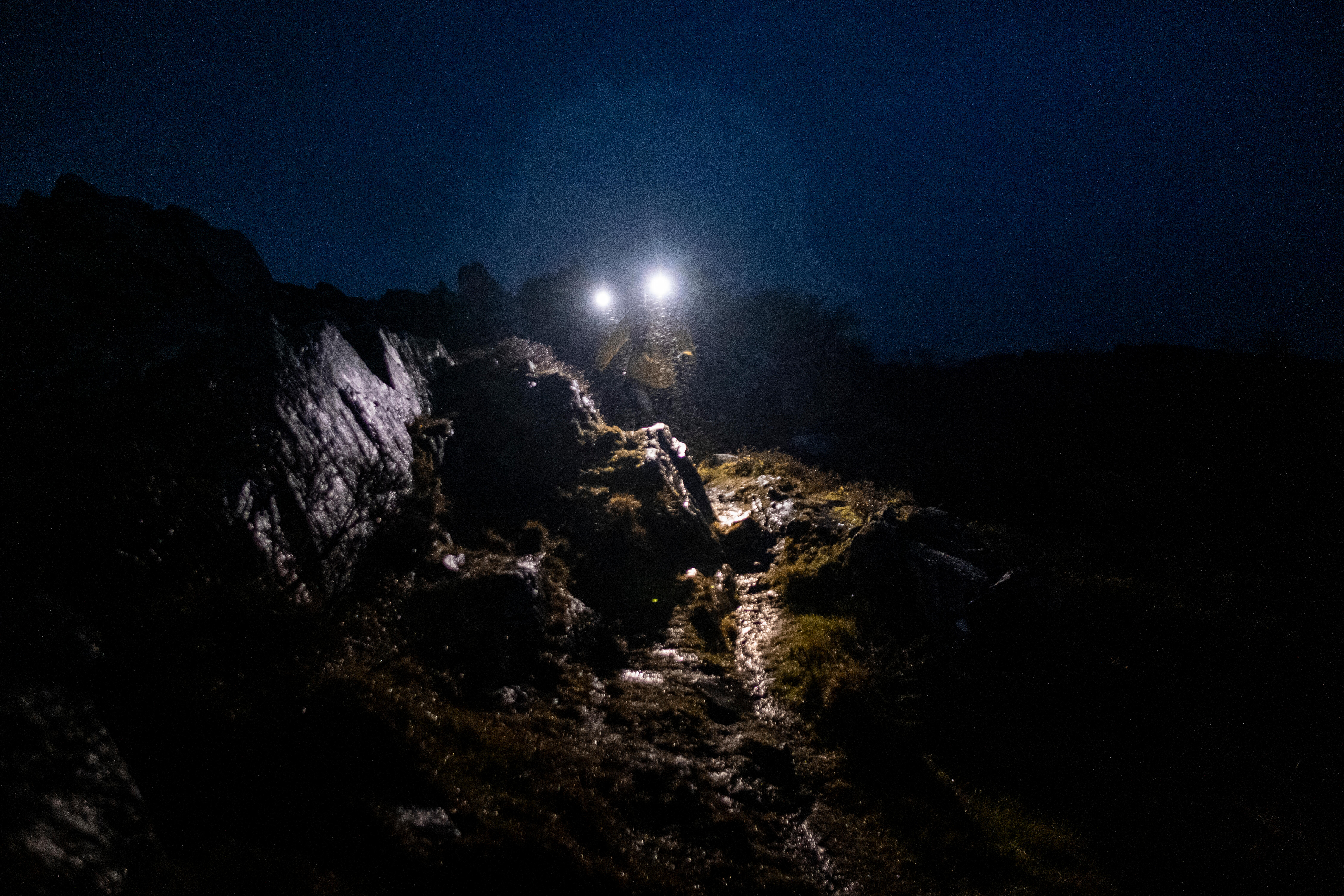 Trail Running Headlamp - Ontrail 900 - EVADICT