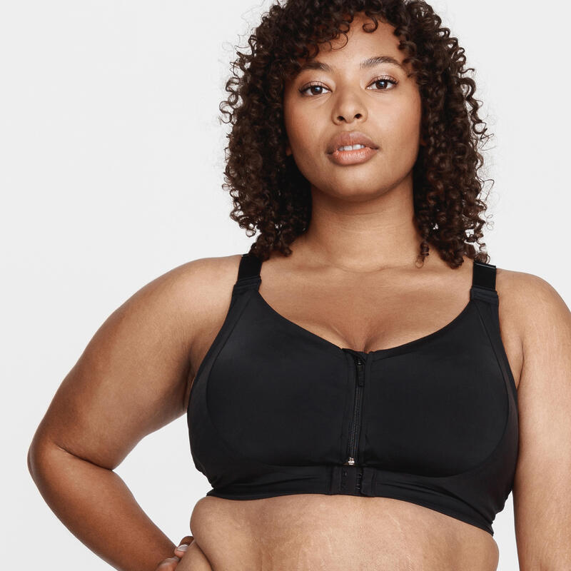 Decathlon présente une brassière de sport post-mastectomie