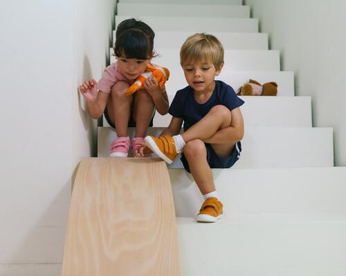 Baby Gym à la maison : Exercices pour lui apprendre à bien sauter