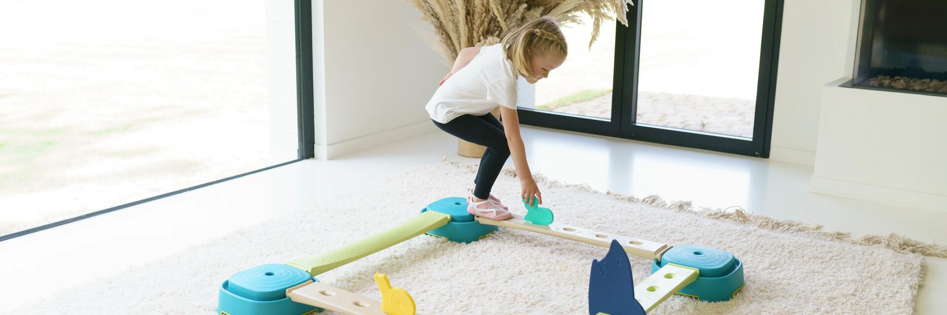 peanutball-babyGimnasia infantil: actividades para hacer en casagym-hogar-deporte-niños
