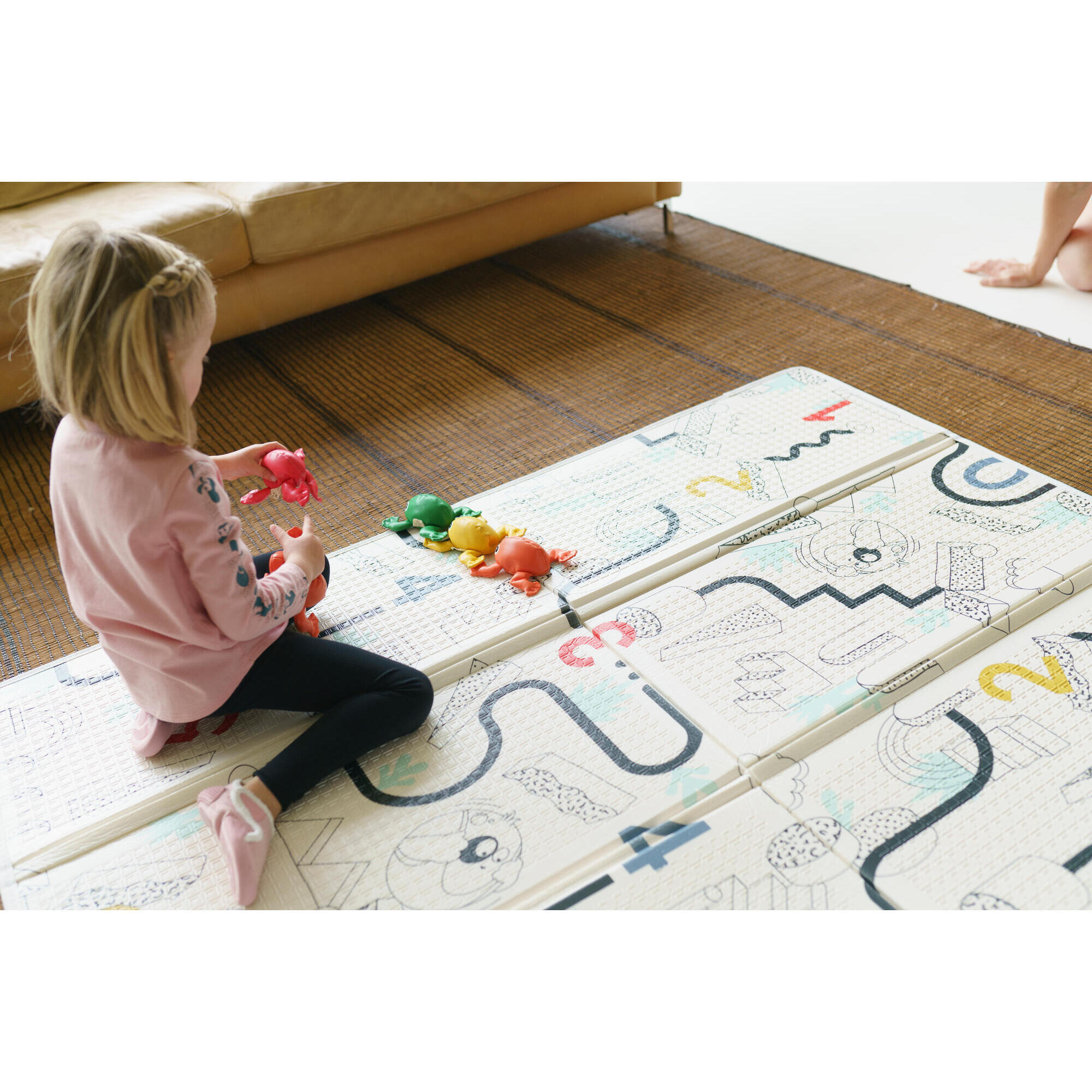 Baby Gym foldable and reversible playmat