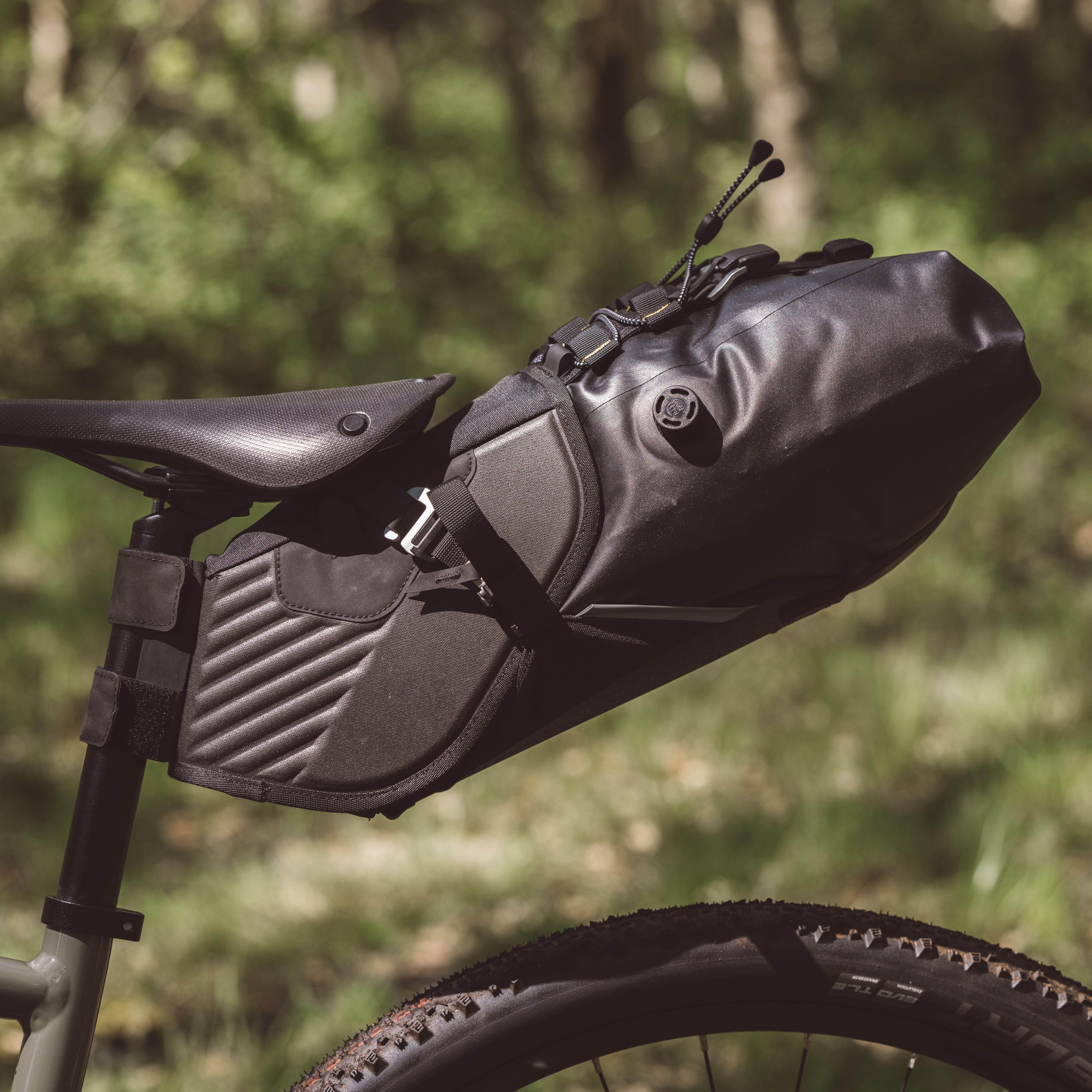 Harnais de selle de vélo pour sac - Bikepacking - RIVERSIDE