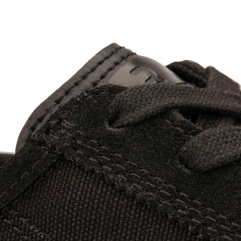 Chaussures vulcanisées de skateboard adulte VULCA 500 II noire / noire.