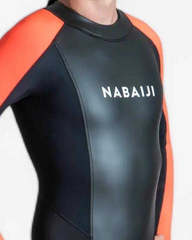 Neopren na plavání na otevřené vodě