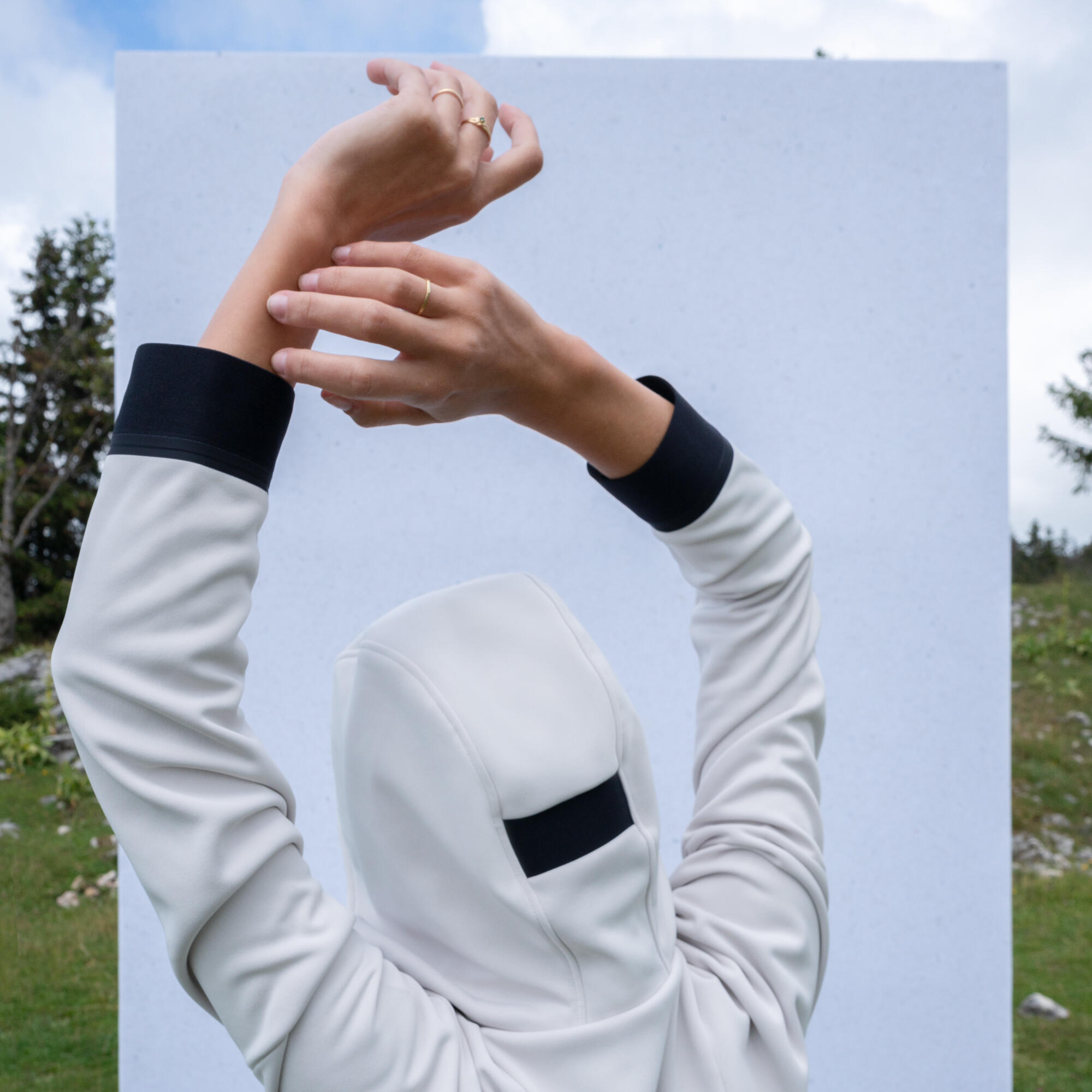 Толстовка походная женская MH500 Hoody QUECHUA