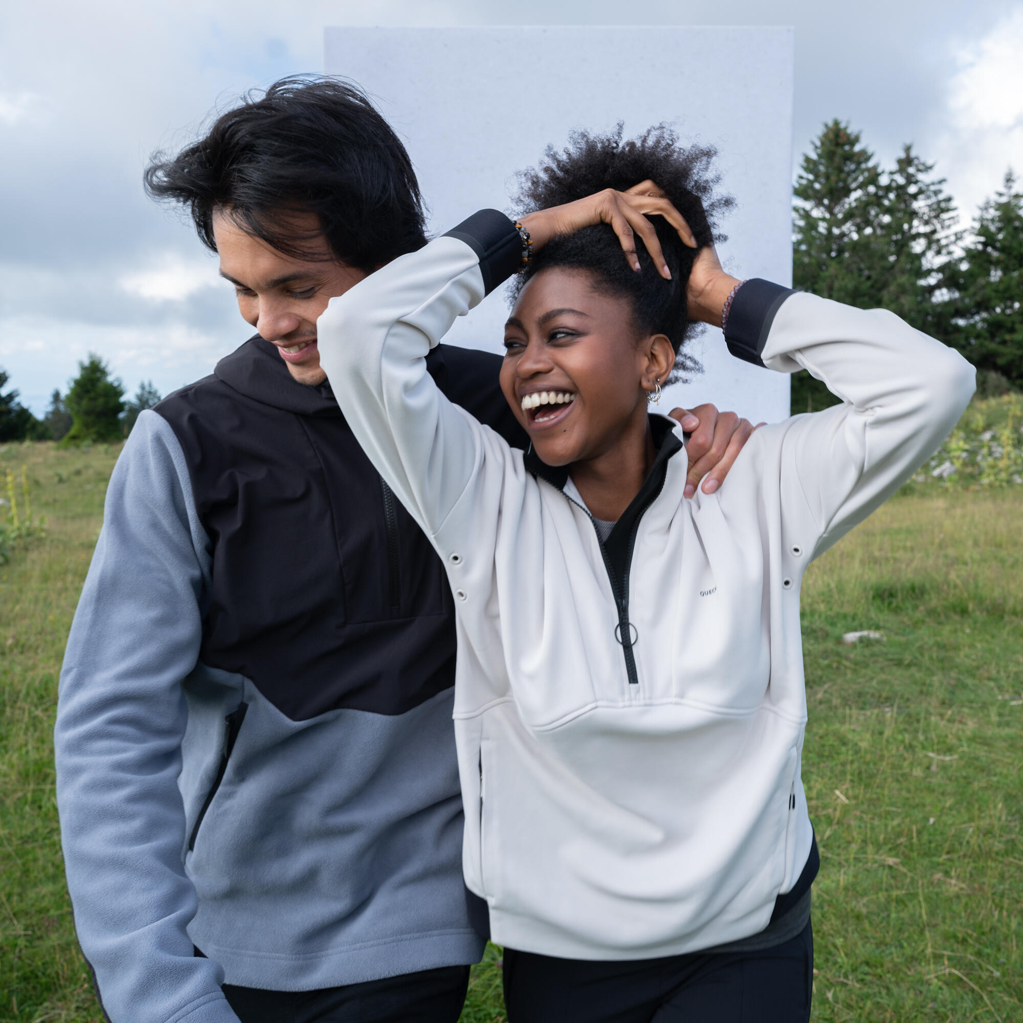 Толстовка походная женская MH500 Hoody QUECHUA