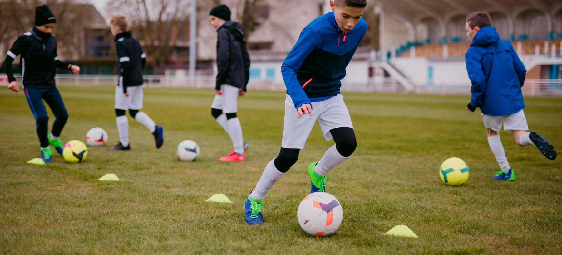 ESSENTIAL FOOTBALL TRAINING EQUIPMENT: For training that's fun and effective