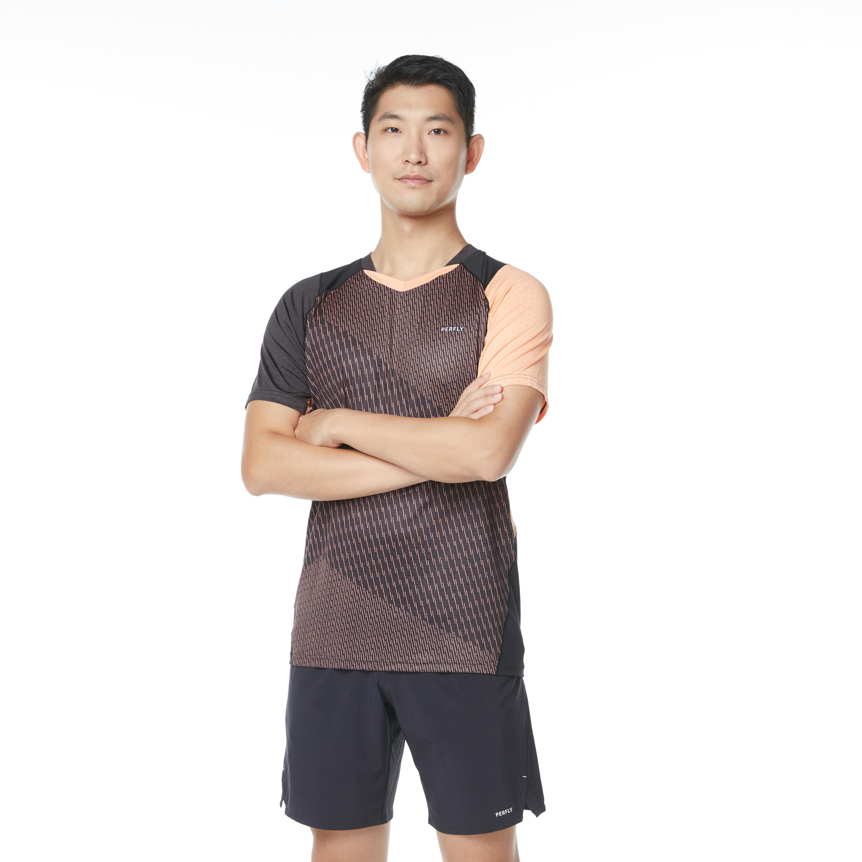 MEN BADMINTON T SHIRT 560 BLACK APRICOT 8/14