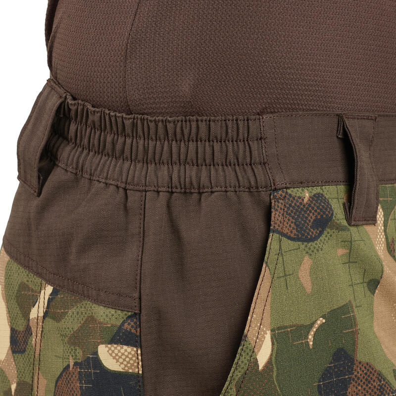 Jagdshorts 500 Camouflage Woodland grün und braun 