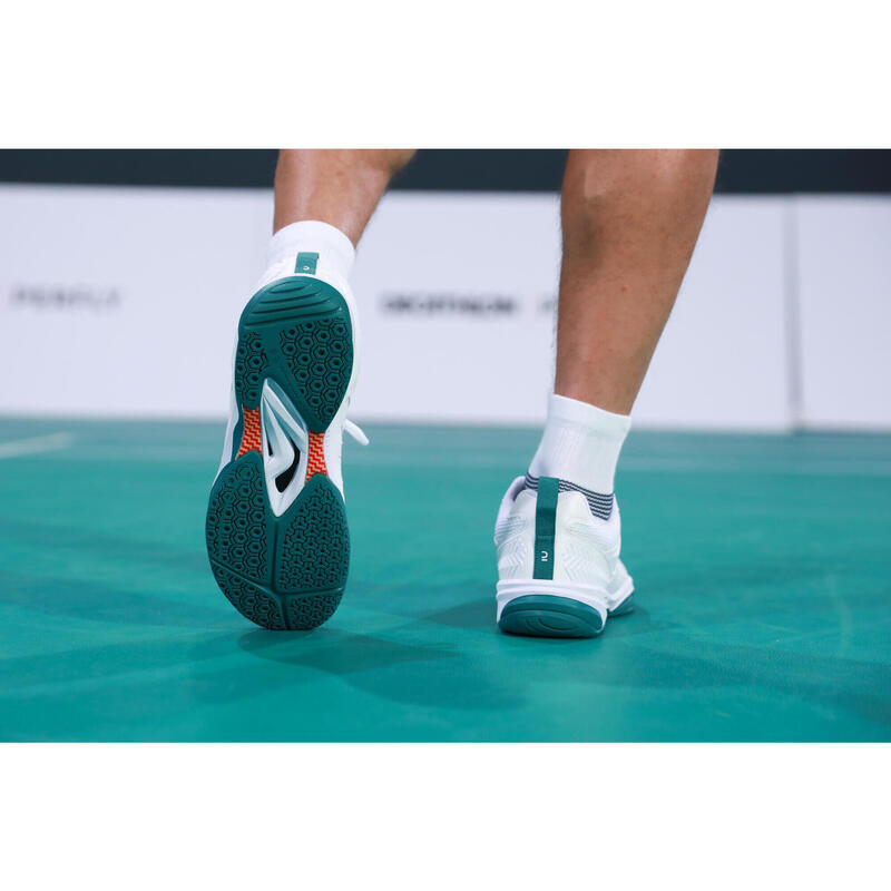 Pánské badmintonové boty BS 590 bílé