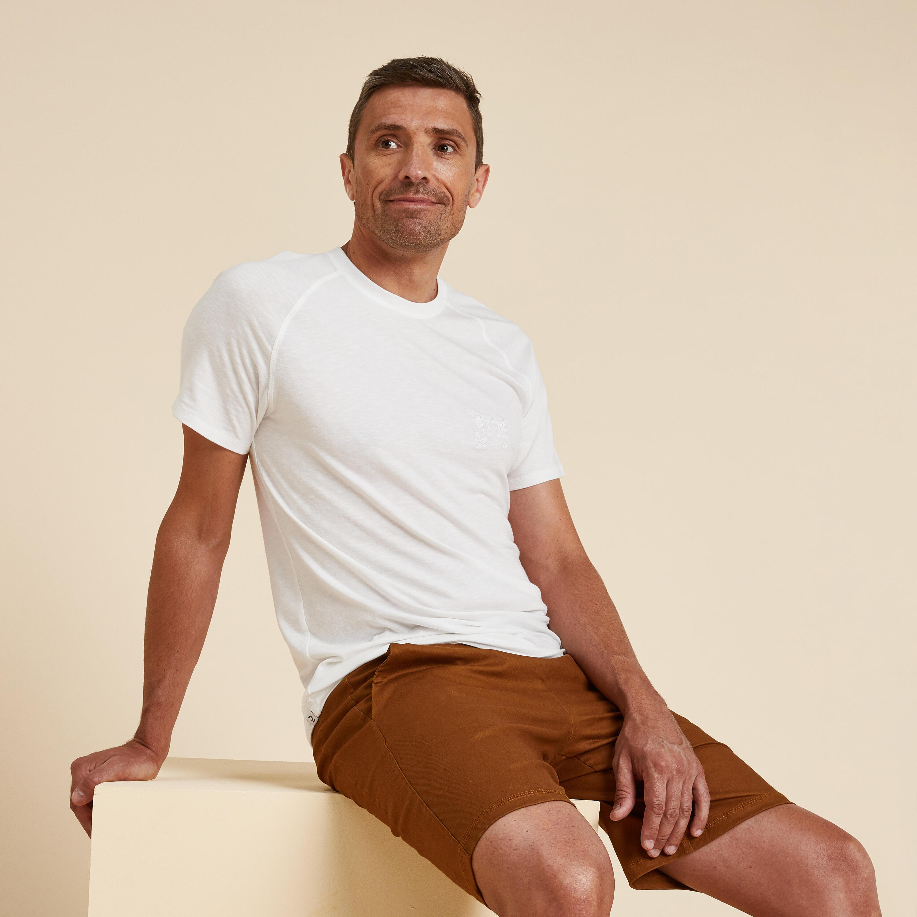 KIMJALY Men's Short-Sleeved Gentle Yoga T-Shirt Self Connect - White