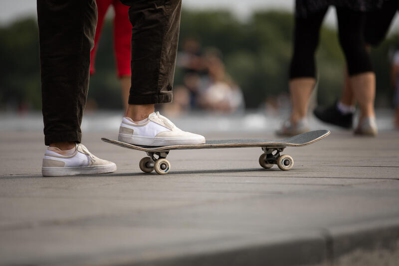 Scarpe vulcanizzate skateboard adulto VULCA 500 II bianche