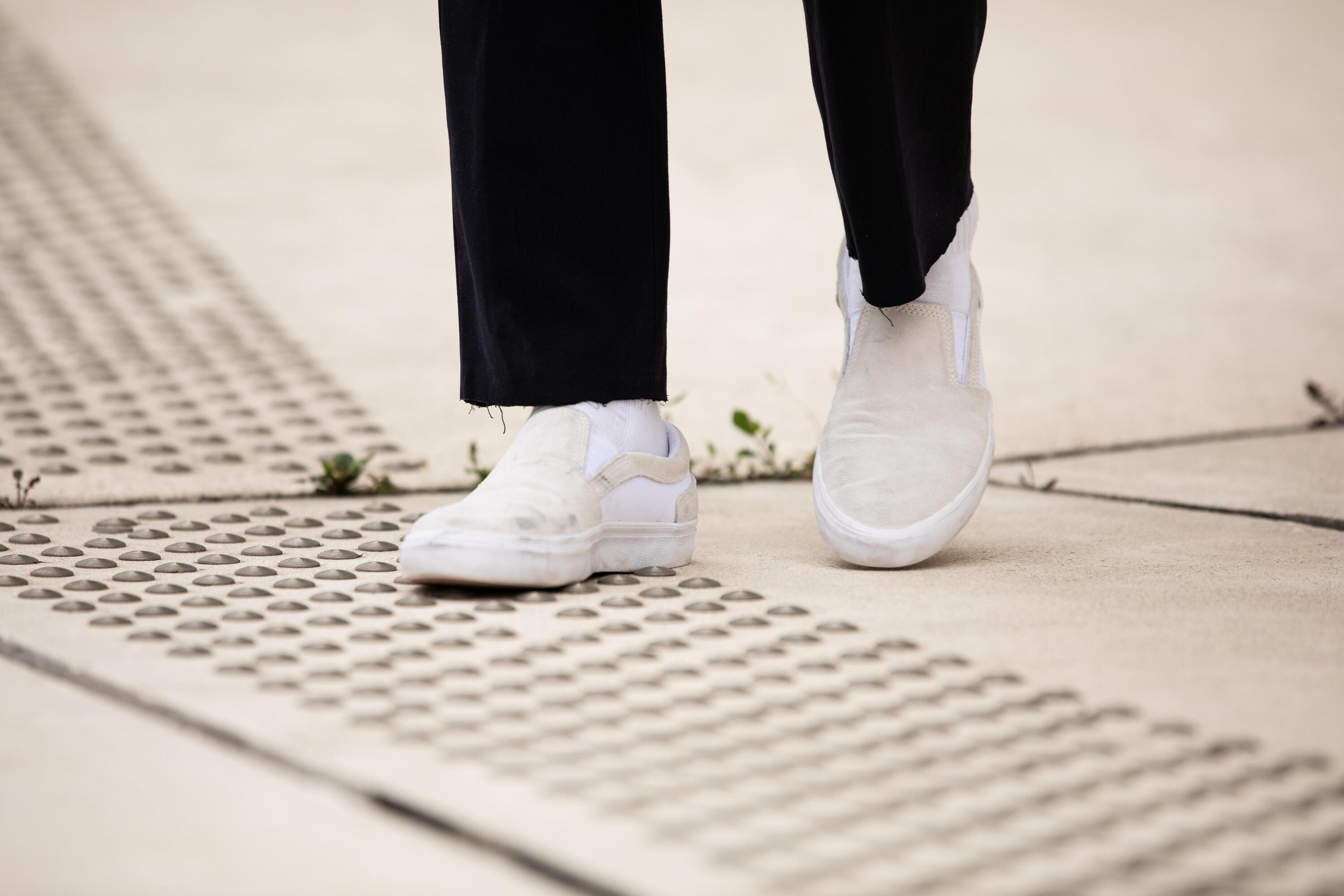 Calçado de Skate Cano Baixo Sem Atacadores Adulto VULCA 500 Slip-On Branco 16/21