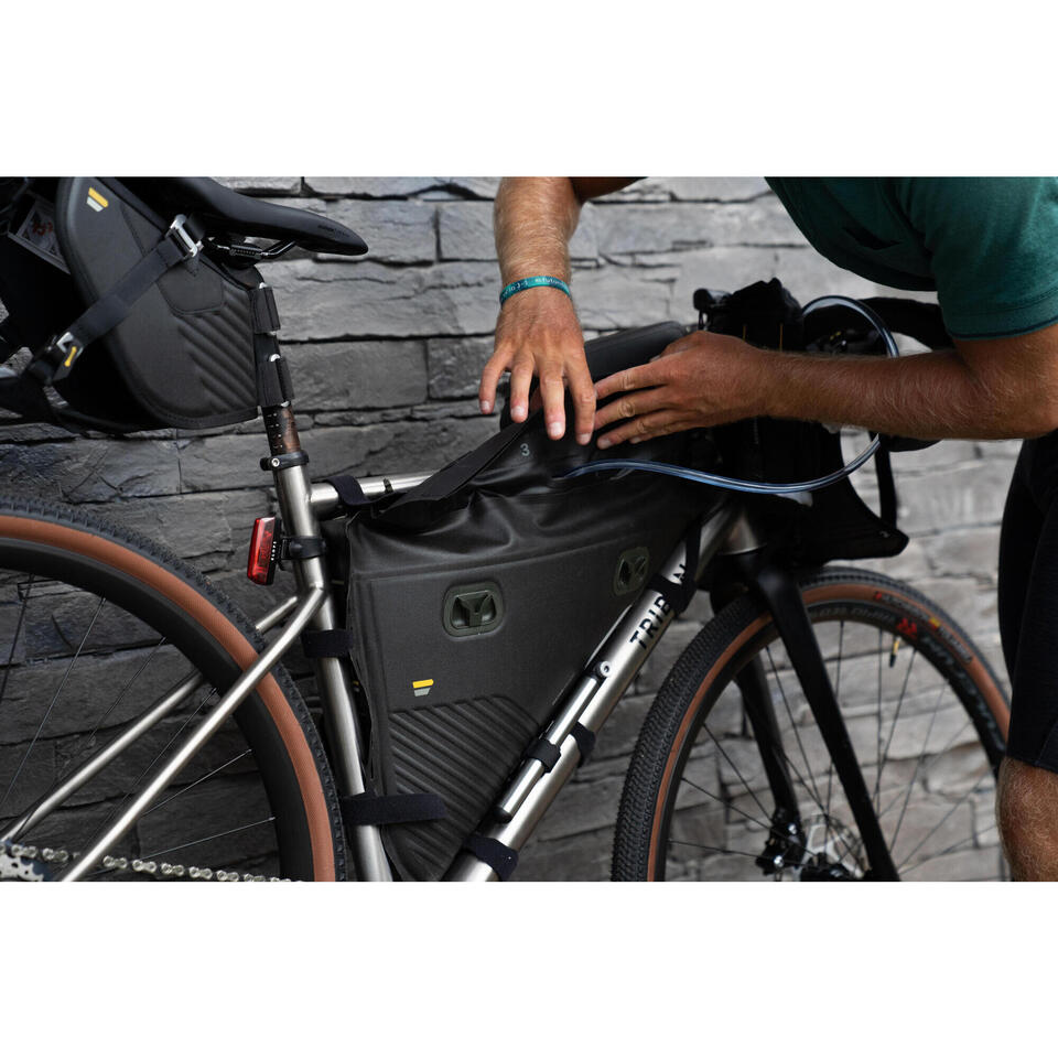 Bolsa cuadro bicicleta impermeable 1L Bikepacking Riverside negro