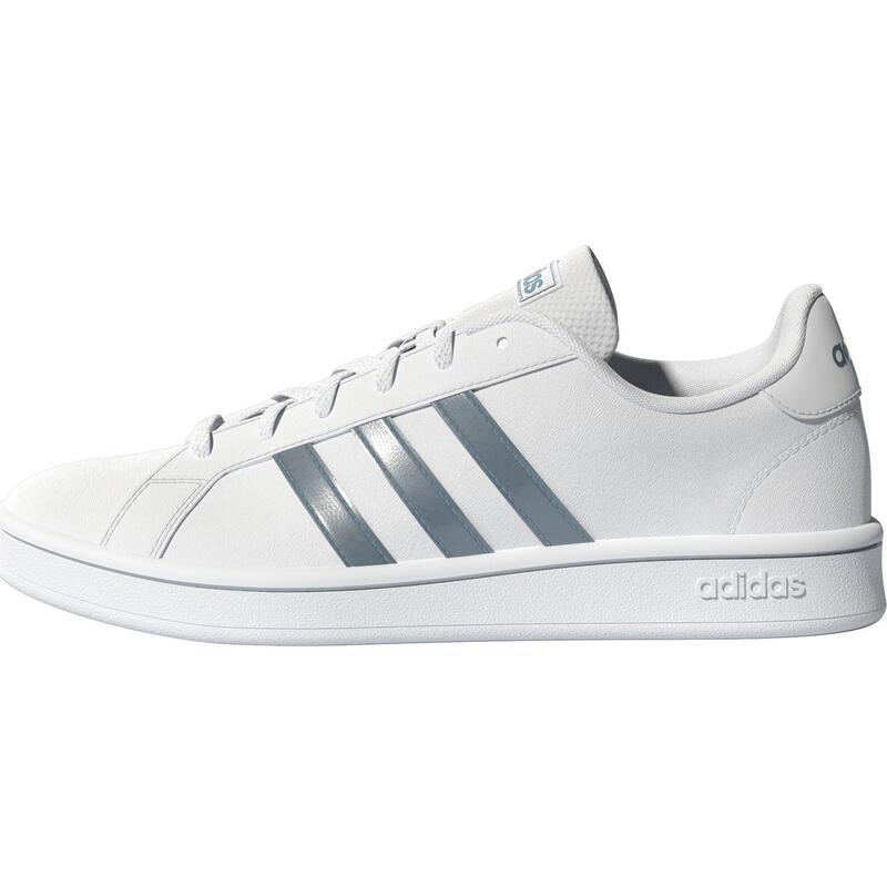 Chaussures marche urbaine femme Adidas GD court base blanc argent