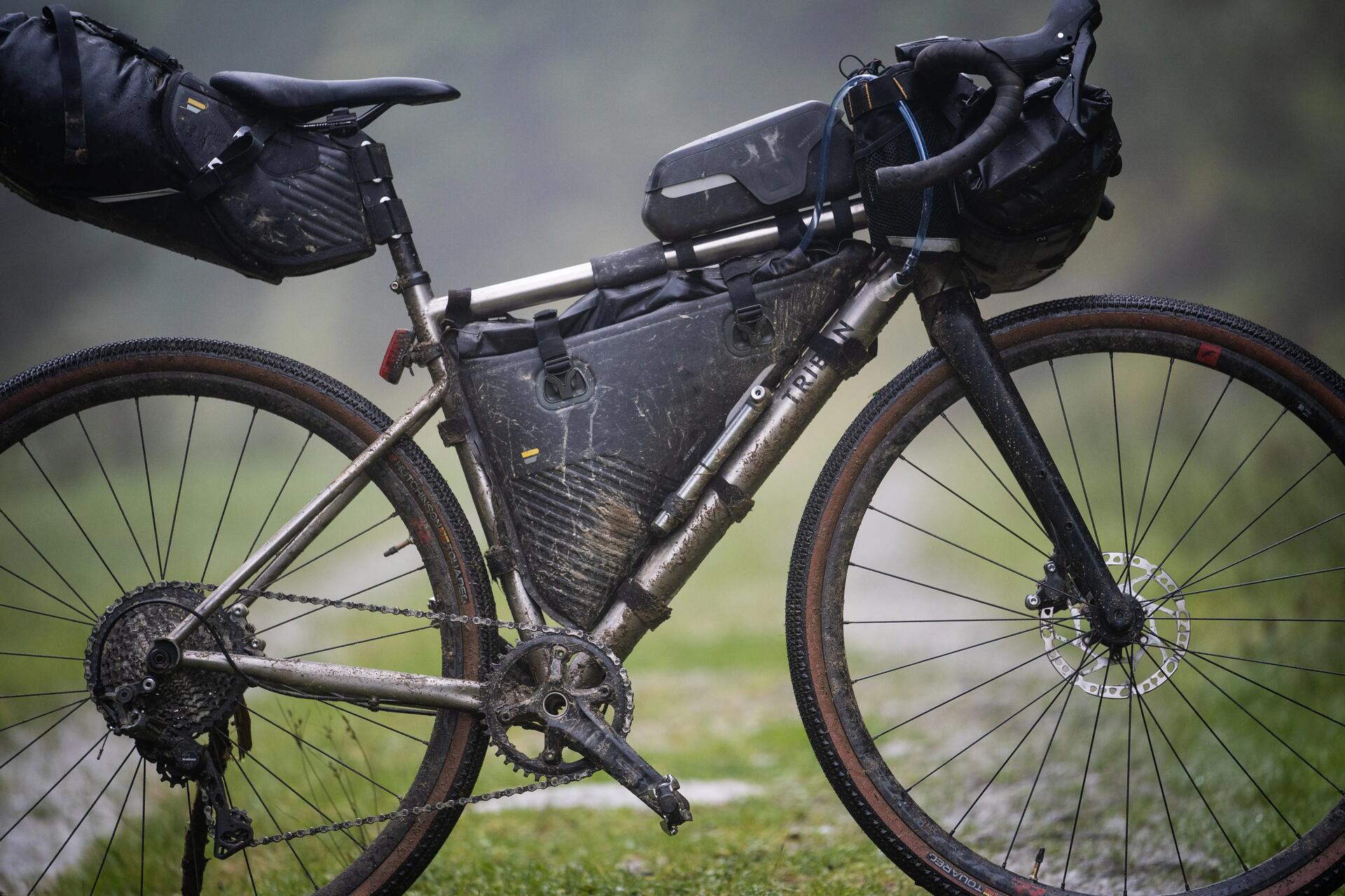 Les indispensables de la randonnée à vélo tout chemin