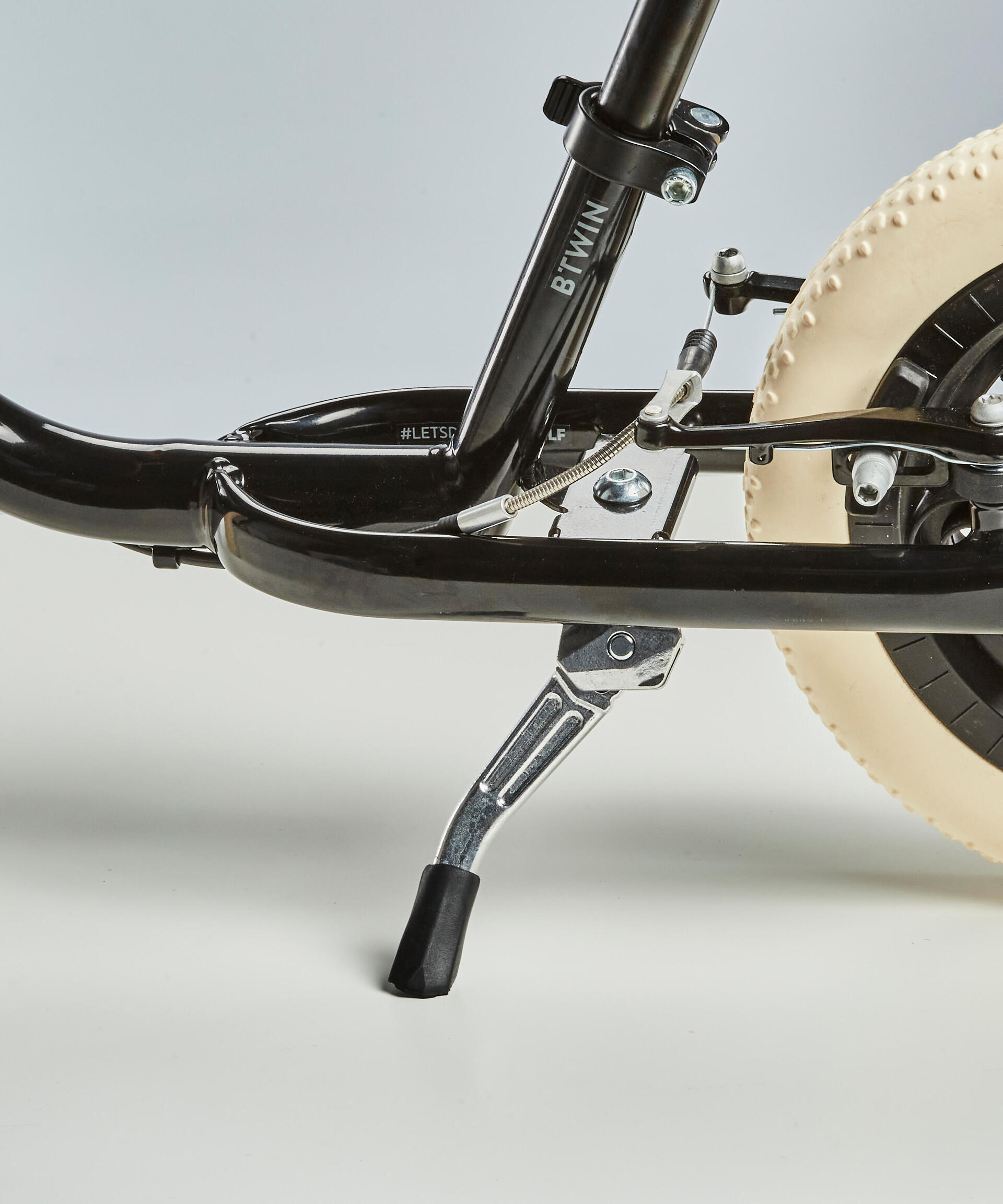 balance bike kickstand