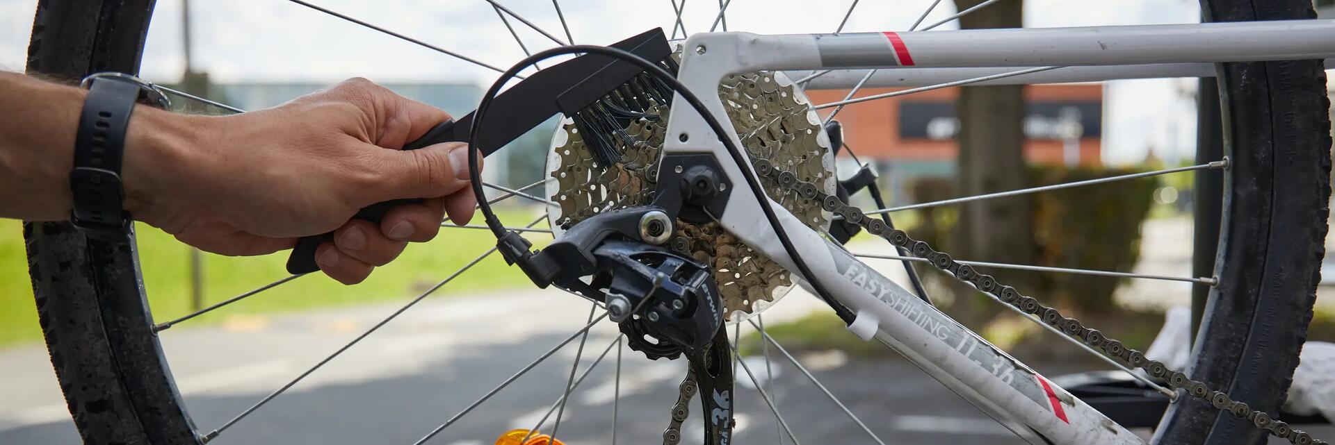 NETTOYER LA CASSETTE DE VOTRE VÉLO EN SIX ÉTAPES