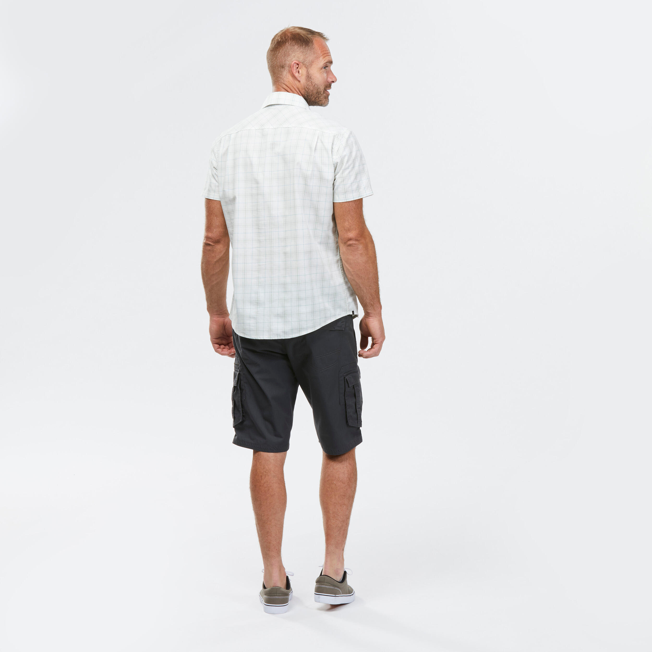 Men’s Short-sleeve Check Travel Trekking Shirt TRAVEL 100 - White  5/6