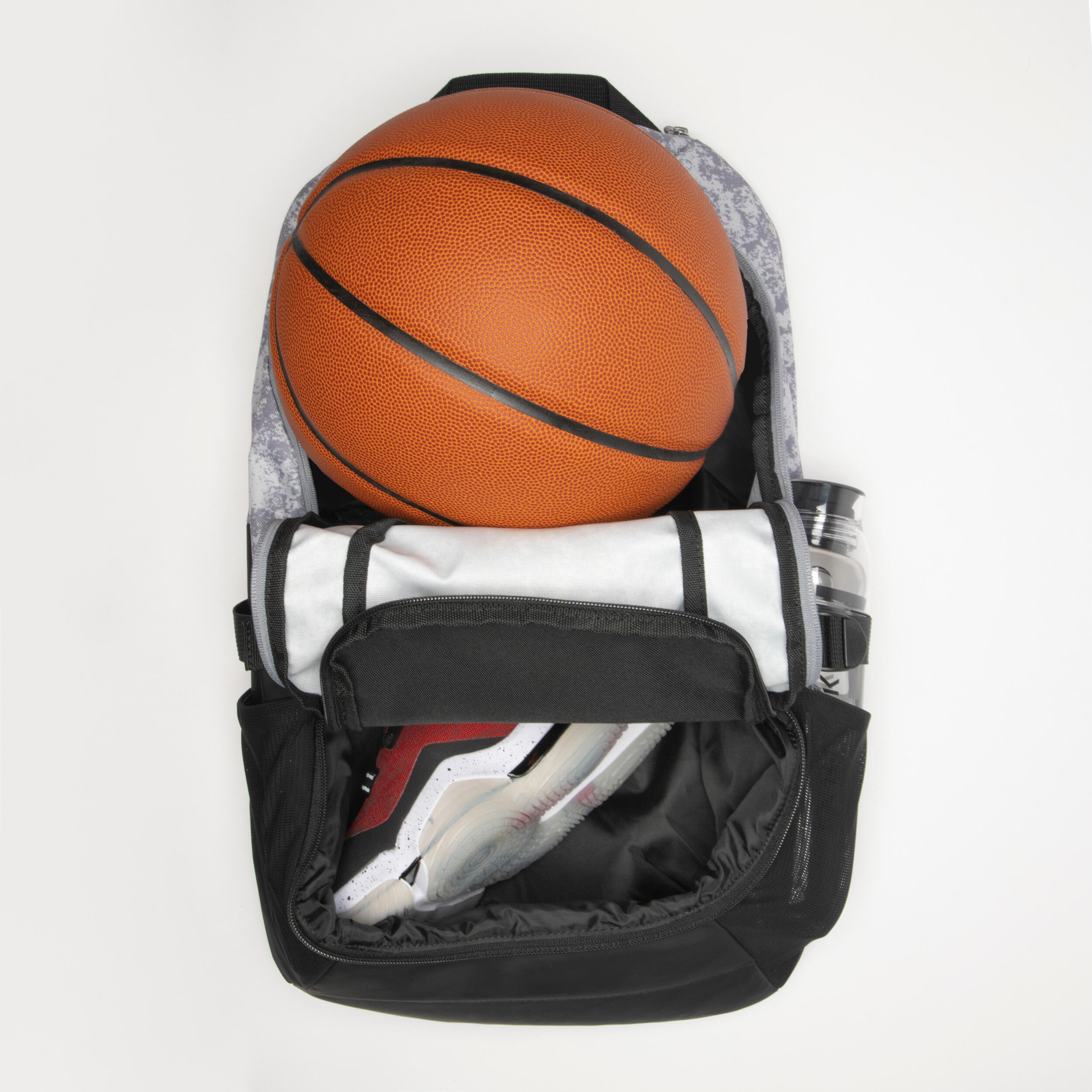 Amazon.com : POINT3 Basketball Backpack Road Trip 2.0, Bag with Drawstring  for Soccer, Volleyball & More, Compartments for Shoes, Water, & Clothes,  Water Resistant Equipment Bag, Unisex Sports Backpack - Black :