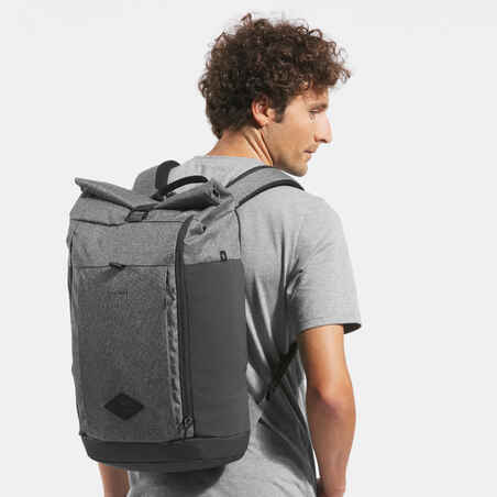 Mochila de montaña y senderismo 23L Quechua NH500 Rolltop. Equipaje de mano