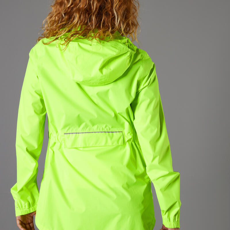 VESTE PLUIE VELO VILLE FEMME 120 JAUNE FLUO CERTIFIÉE EPI VISIBILITÉ JOUR