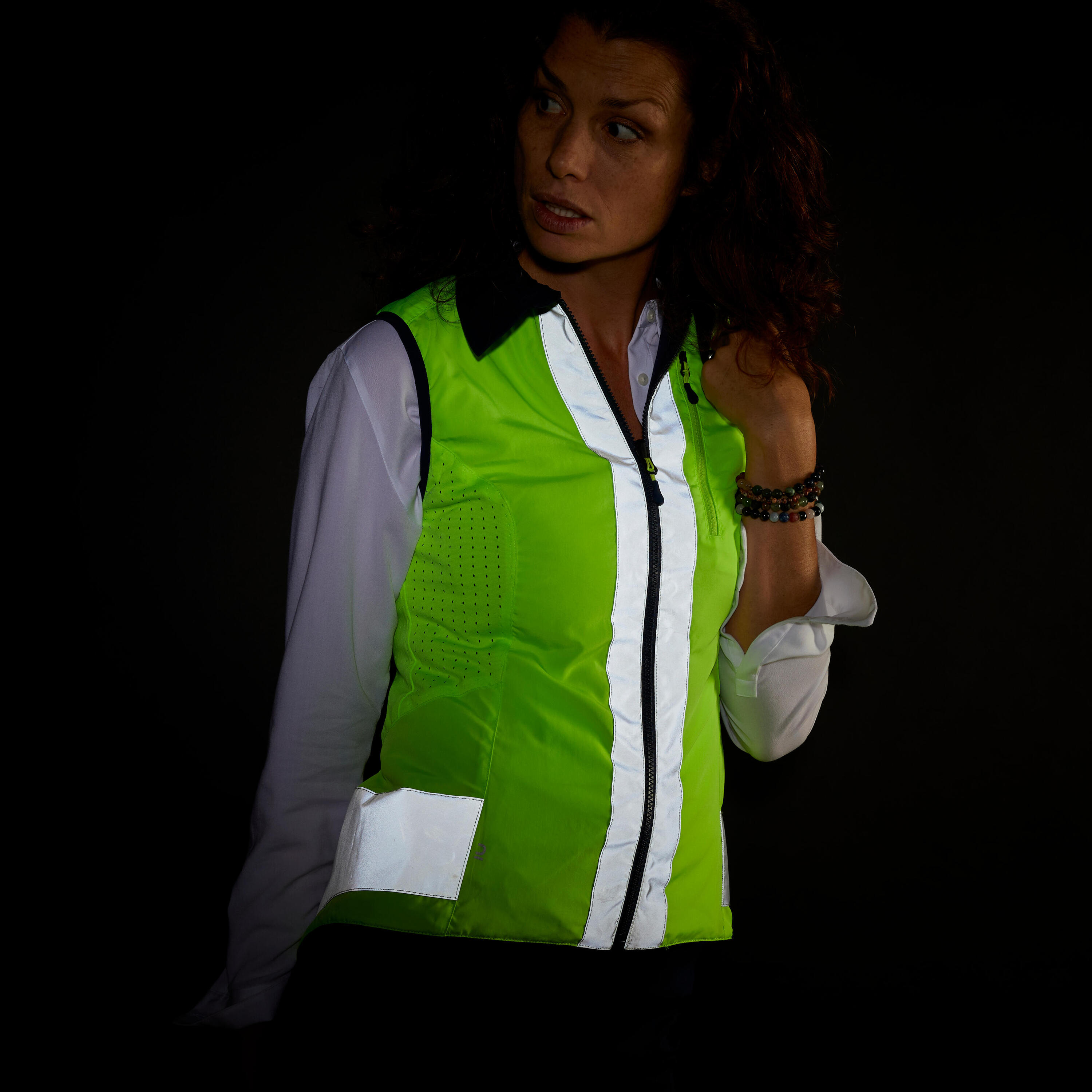 Gilet ciclismo donna 560 DPI fluo blu reversibile 6/19