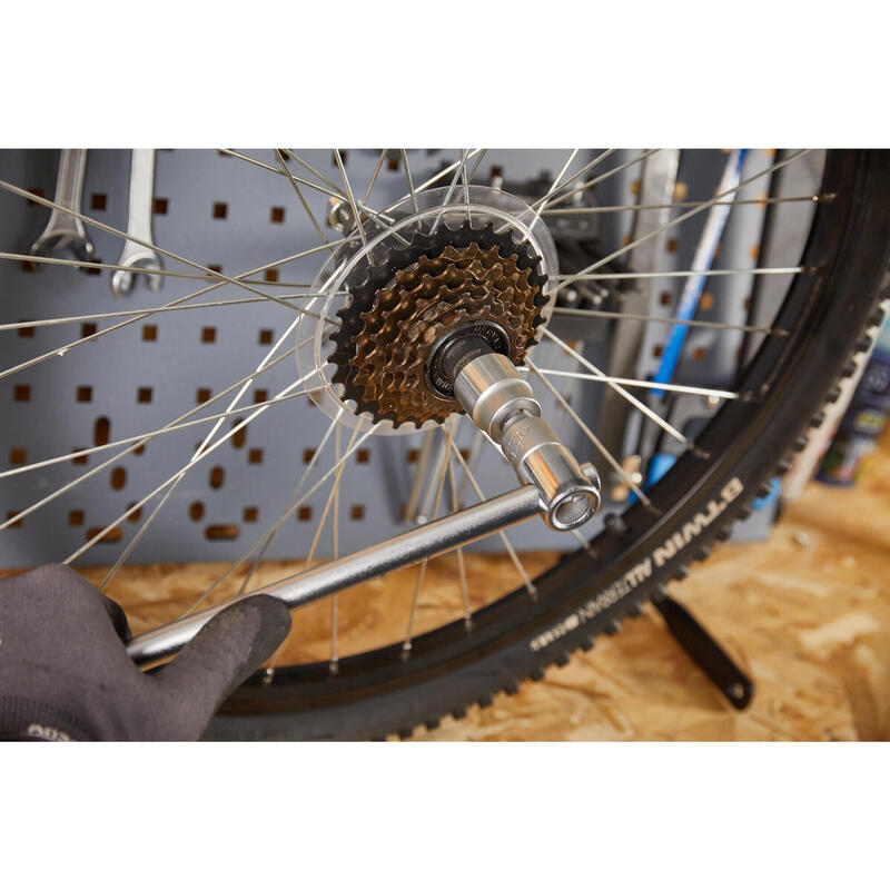 Icetoolz Clé démonte roue libre BMX 2 encoches 1-3/8 09D1 - Outils -  Materiel Velo, Accessoires VTT Equipement Vélo - Purebike