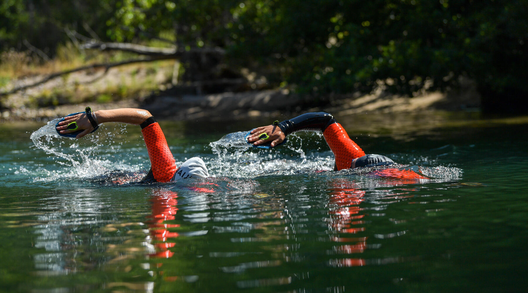 THE 6 BENEFITS OF SWIMRUN