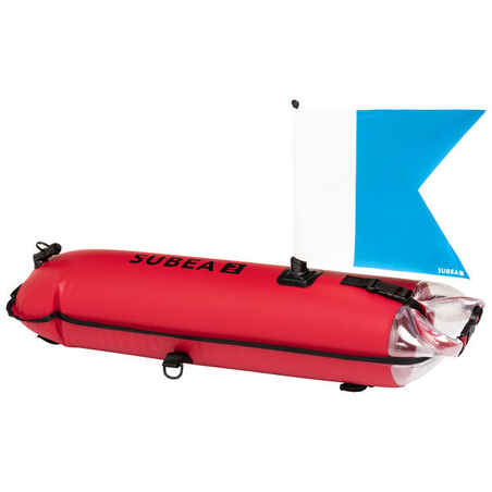 Long spearfishing buoy with watertight compartment