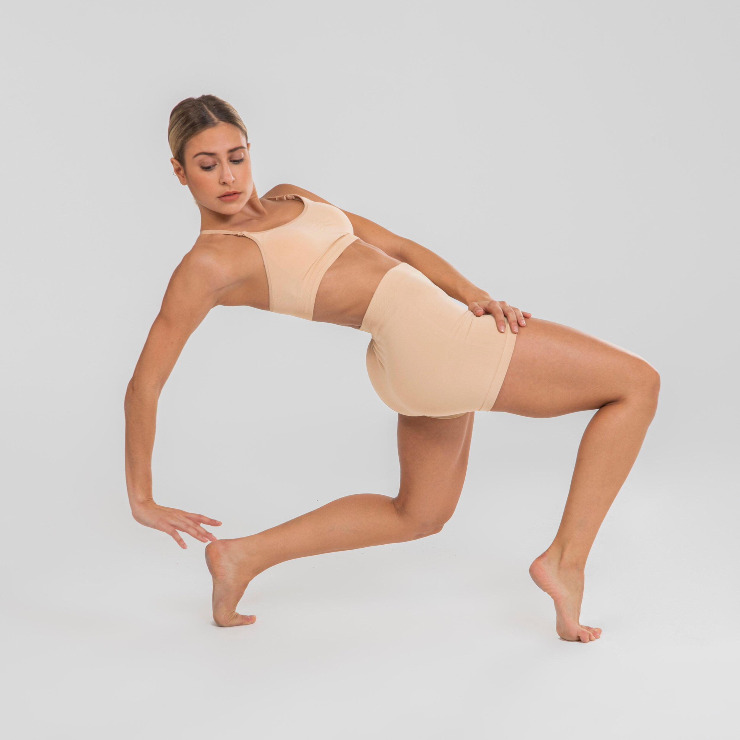 Women's Seamless Modern Dance Shorts - Beige/Apricot 4/6