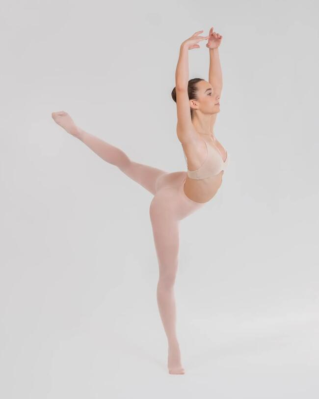 Balletttänzerin tanzt.