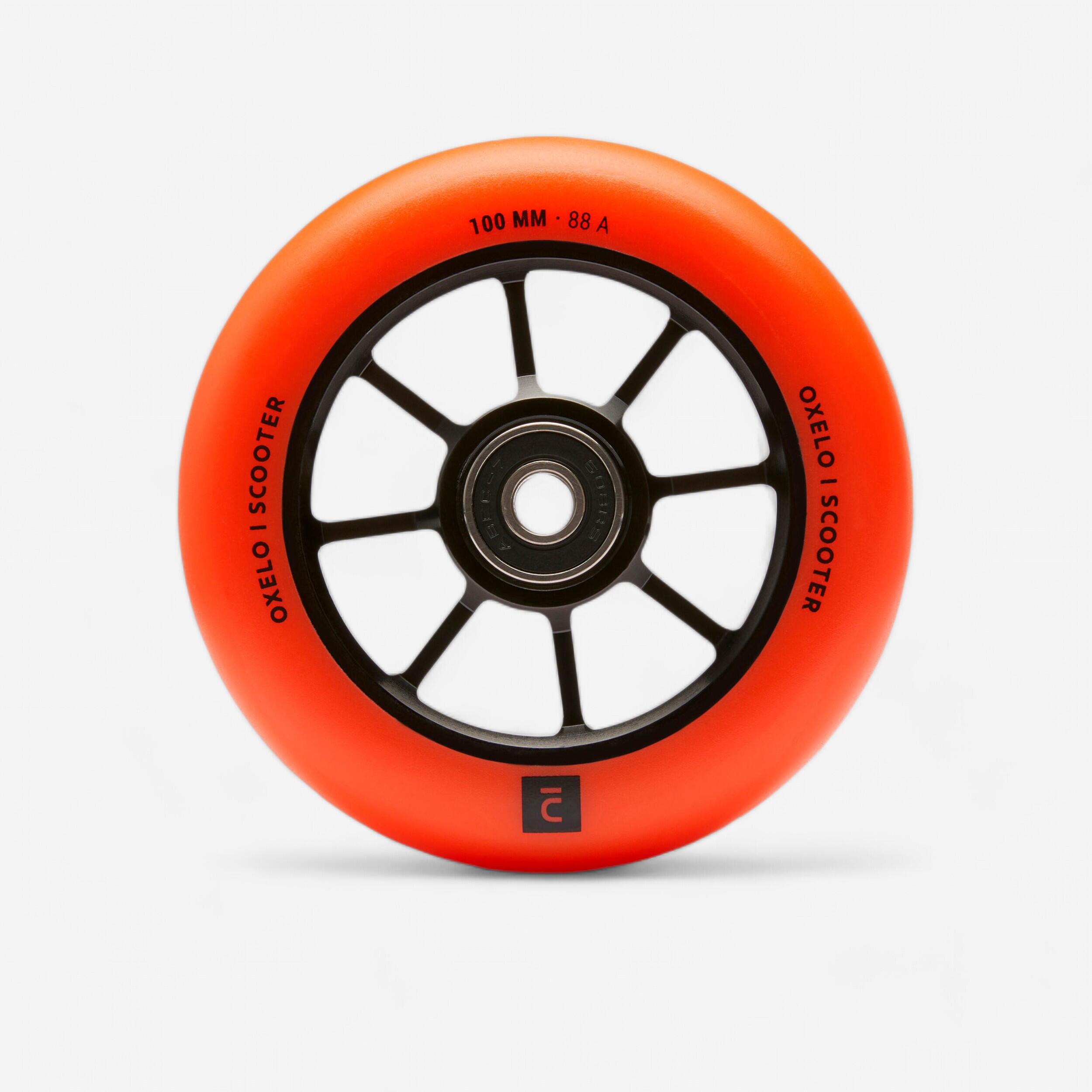 100mm freestyle wheel with black aluminum rim and PU85A orange fluo rubber