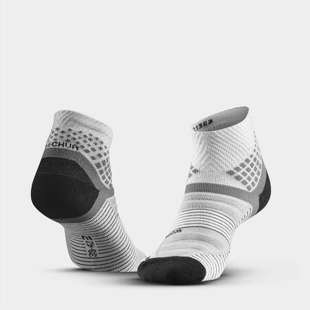 Sive čarape za planinarenje HIKE 900 (srednje visoke, dva para)