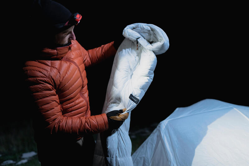 Übernachten in der Natur: Welcher Schlafsack ist der richtige zum Wandern? 