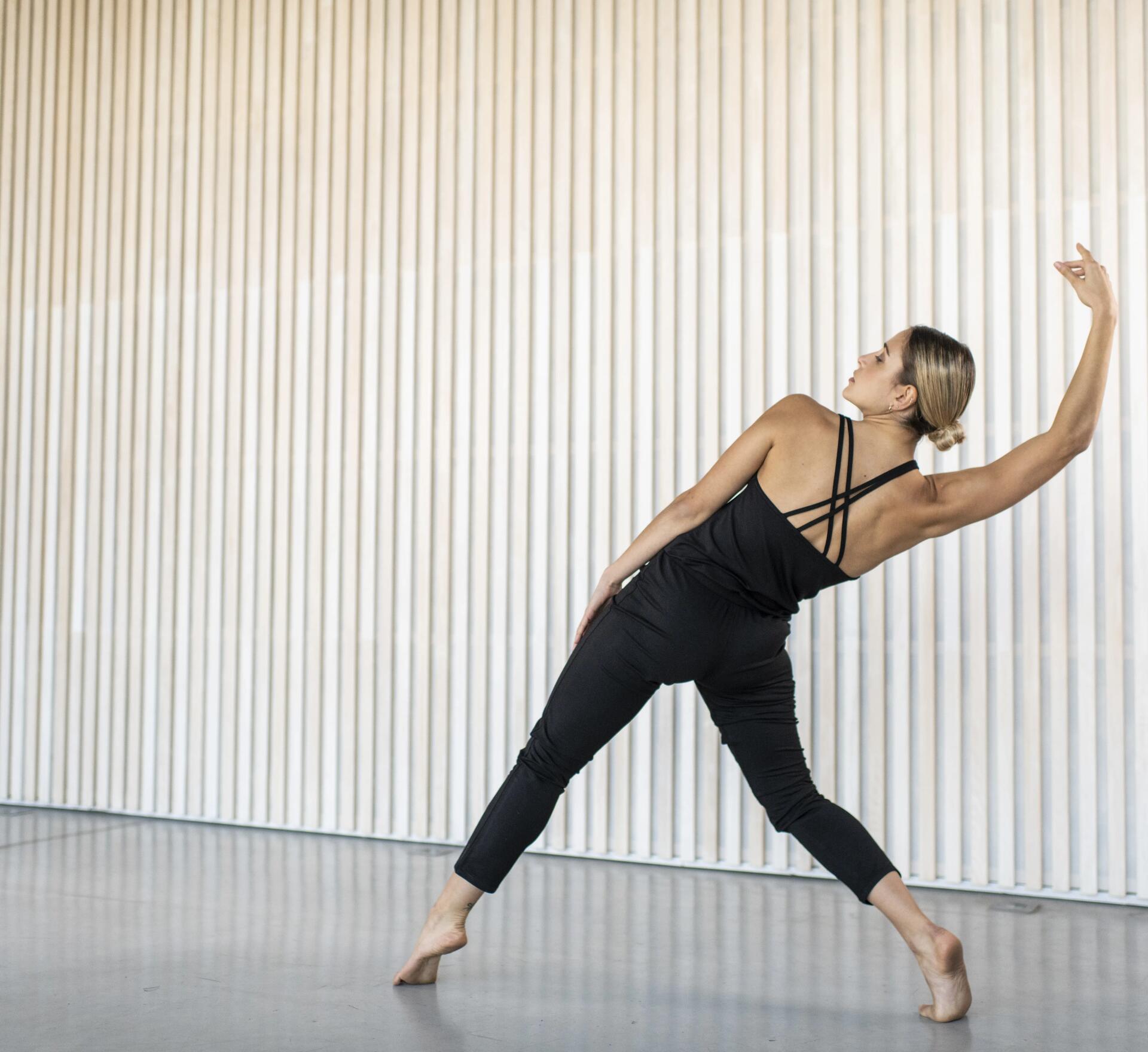 Comment choisir sa tenue d'échauffement en danse ?