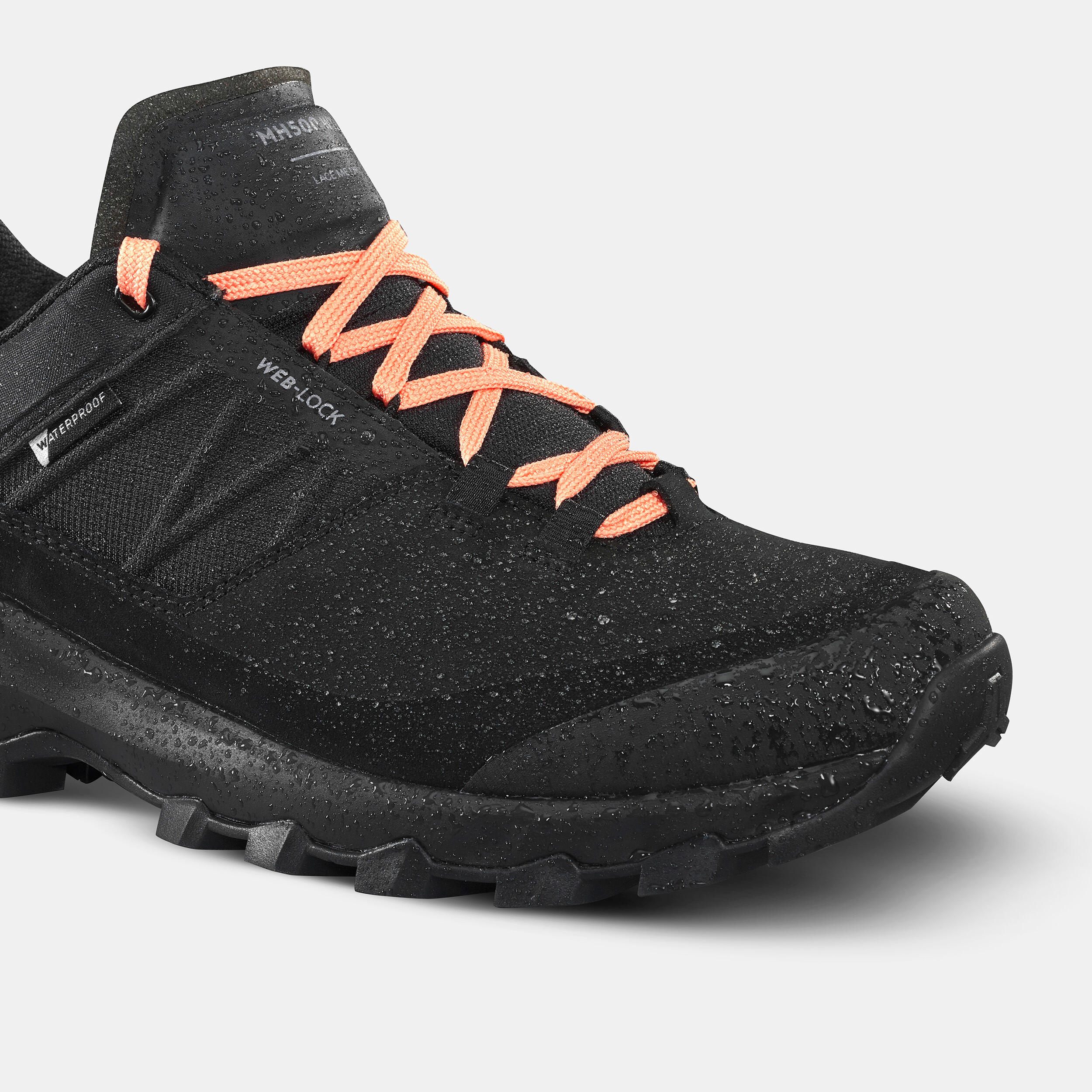 Waterdichte schoenen voor bergwandelen voor dames MH500 zwart 2/9