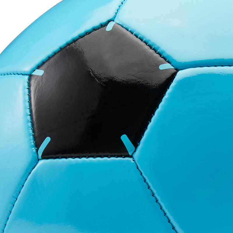 Voetbal voor kinderen tot 9 jaar First Kick maat 3 blauw