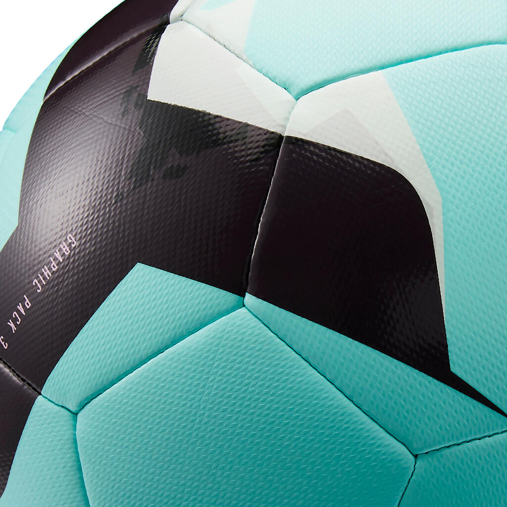 Ballon de football Hybride FIFA BASIC F500 taille 5 vert menthe