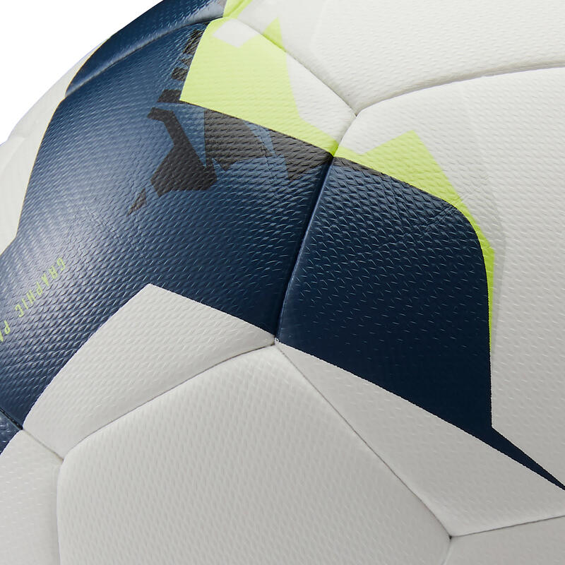 Futball-labda F500, hibrid, 5-ös méret, FIFA BASIC, fehér, sárga 