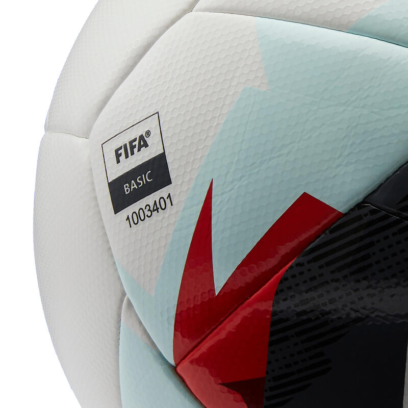 Ballon de football Hybride FIFA BASIC F550 taille 5 blanc rouge