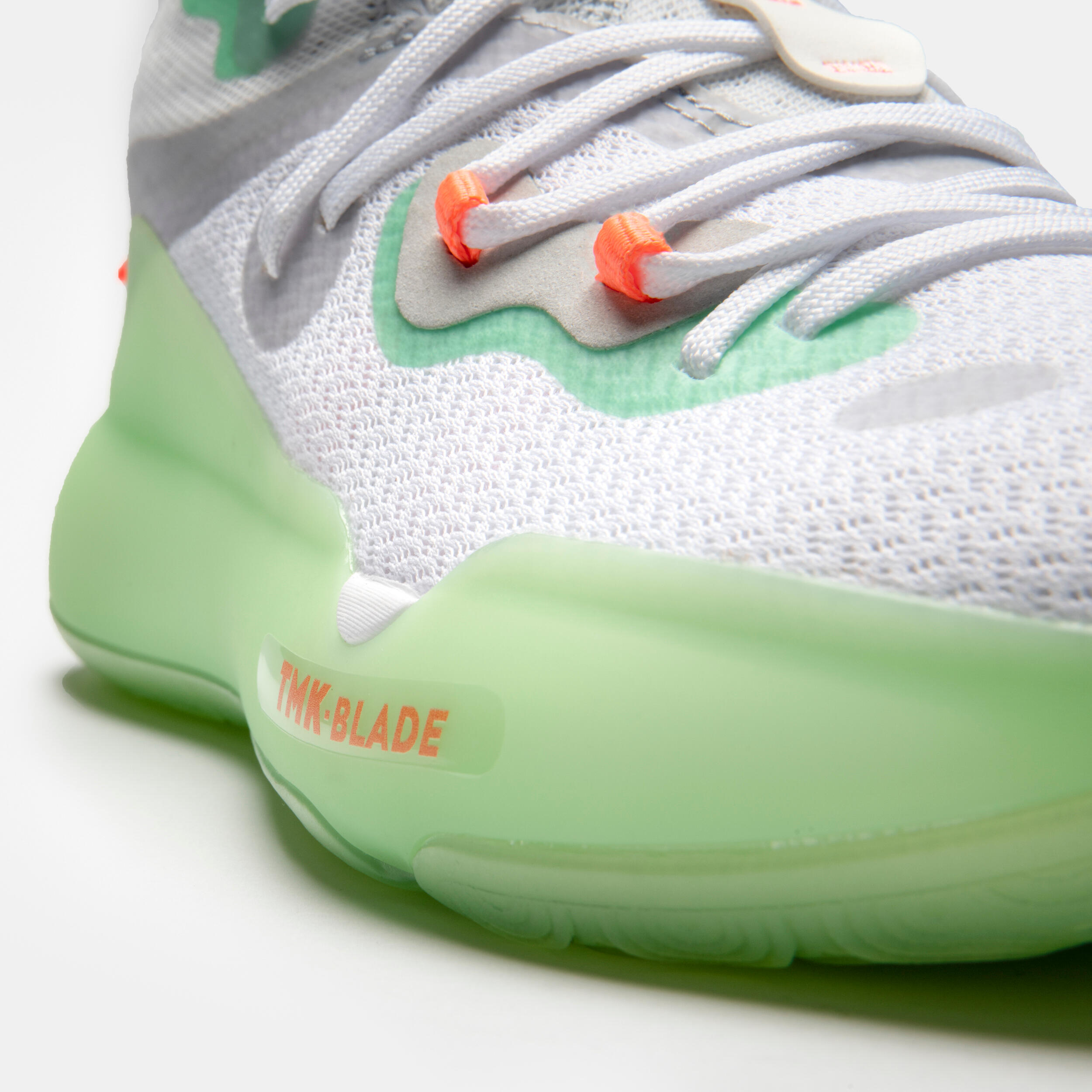 BOTAS DE BASQUETEBOL DE CANO MÉDIO - SE500 ADULTO BRANCO/TURQUESA 4/15