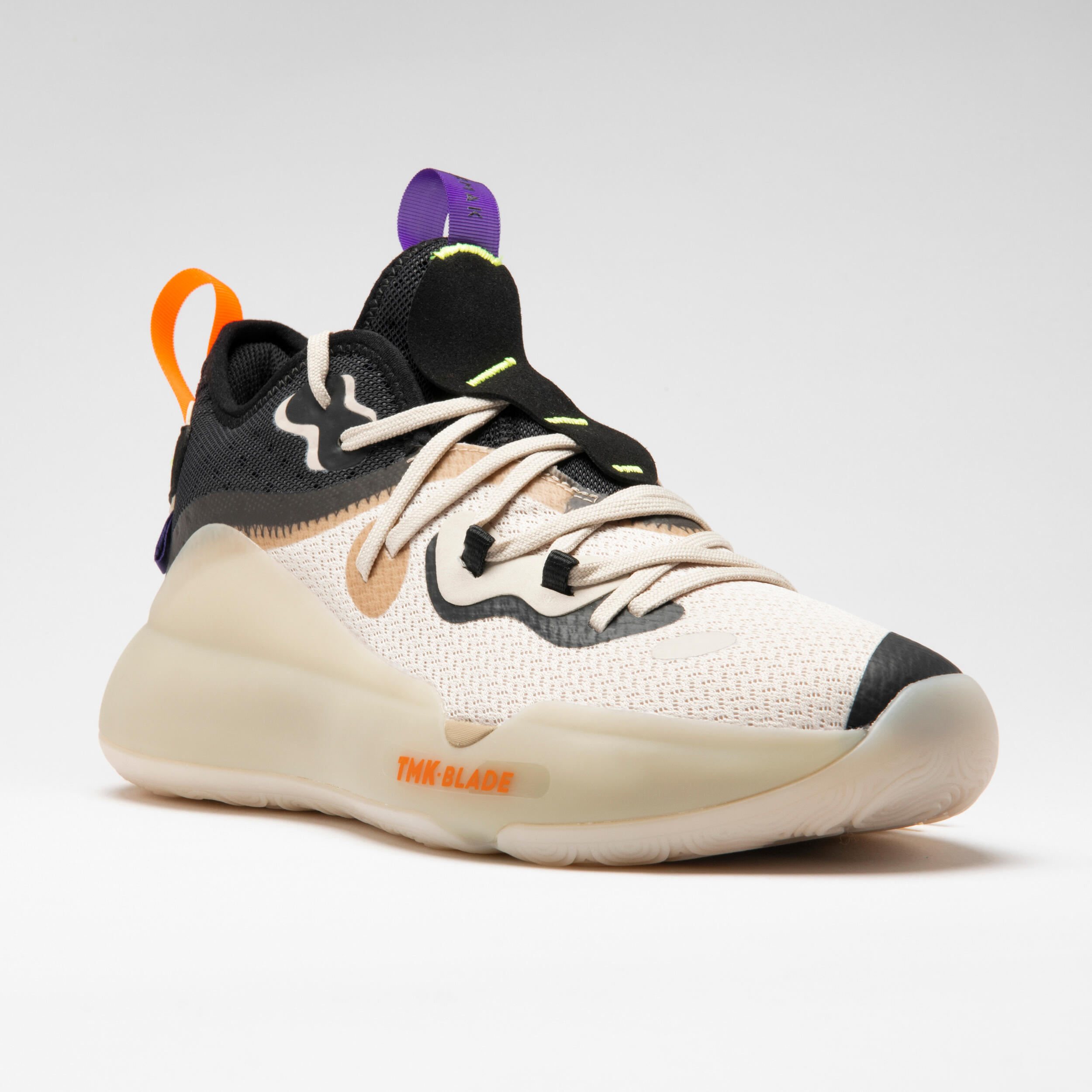 Adult Basketball Shoes Mid Ankle Elevate 500 Beige and Black - Main Image