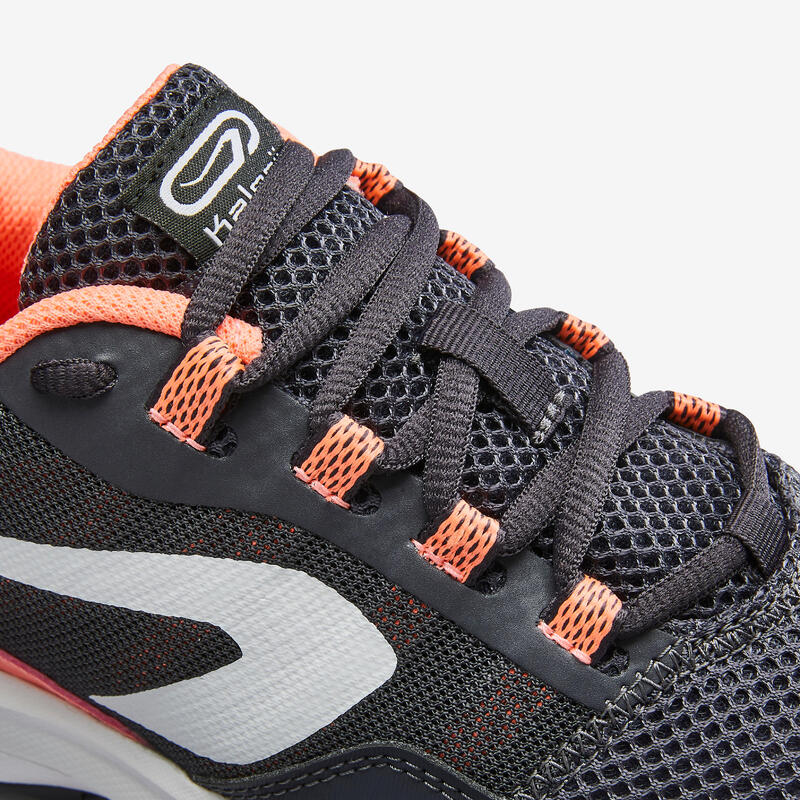 CALÇADO DE CORRIDA KALENJI RUN ACTIVE GRIP MULHER CINZENTO CORAL