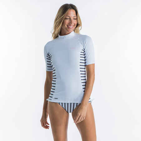 Playera de surf anti-UV de manga corta azul marino blanco y gris para mujer 500