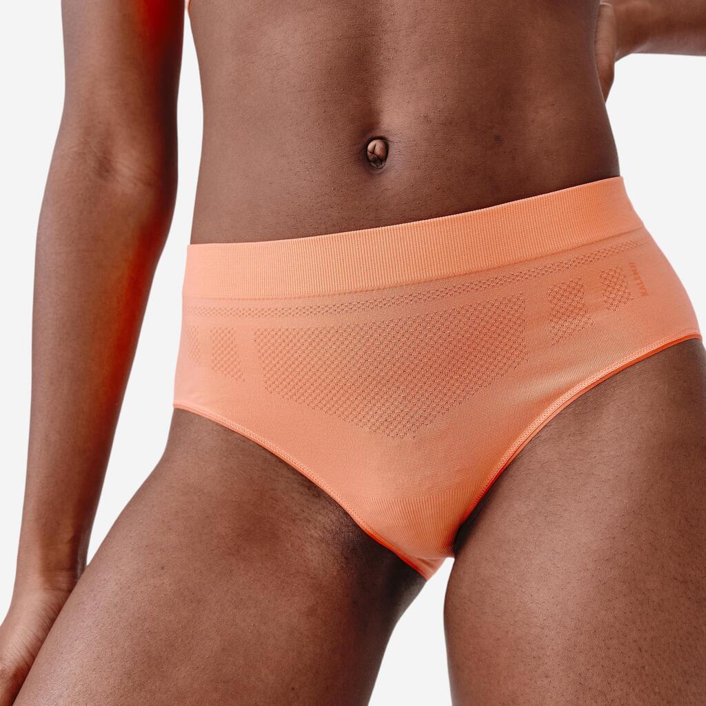 Women's Seamless Briefs - Coral Pink