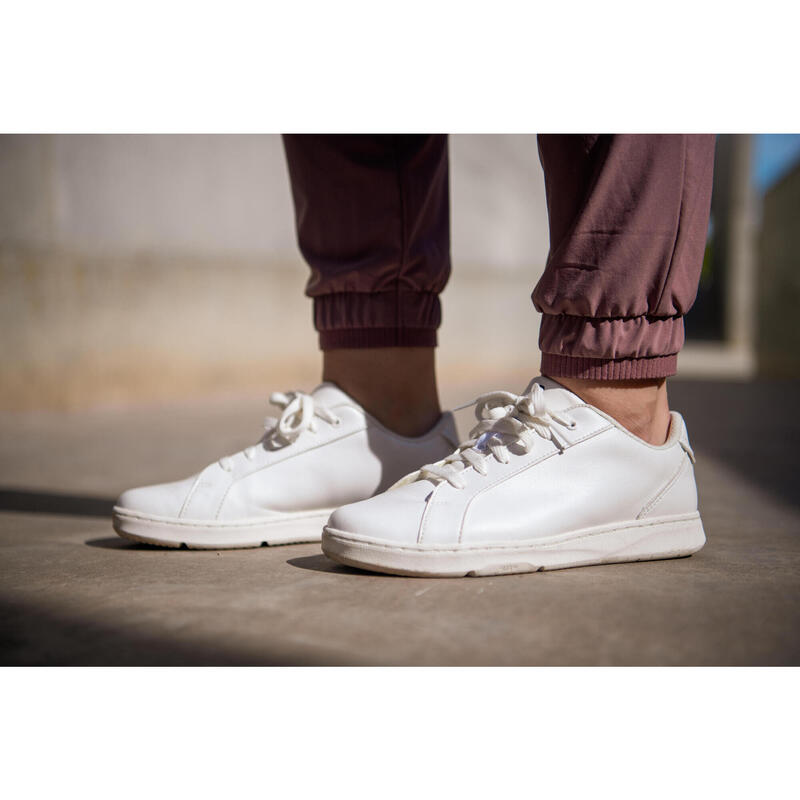 Dámské vycházkové boty do města Walk Protect bílé 