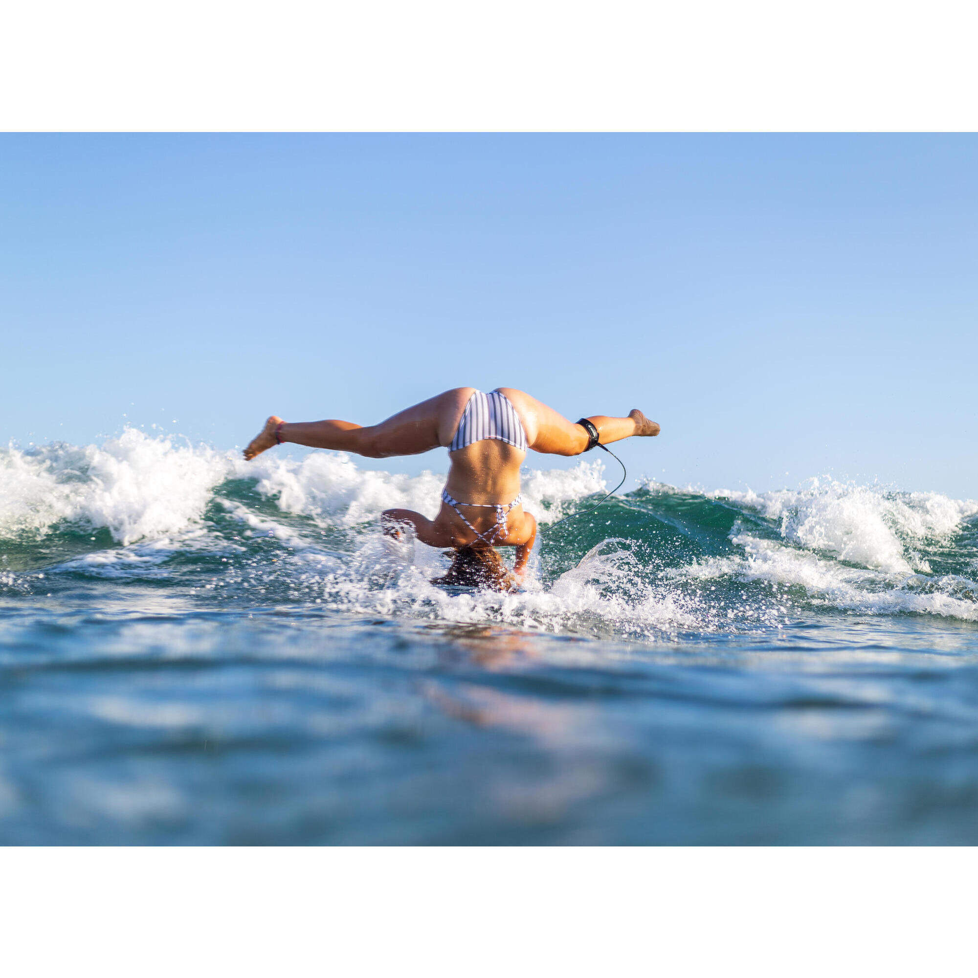 Top per costume da bagno donna reggiseno da surf aperto sul retro ANDREA MARIN BIANCO GRIGIO